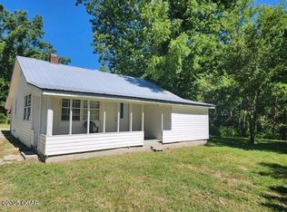 29060 Main St, Seligman, MO 65745