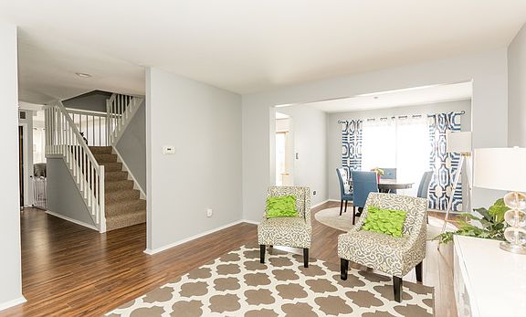 5th image of 226 Tamarack Dr