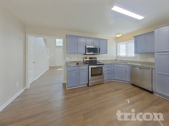 5th image of 9629 Green Apple Dr
