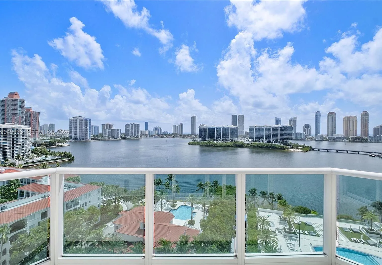 The Peninsula Ii Condo — Photo 2