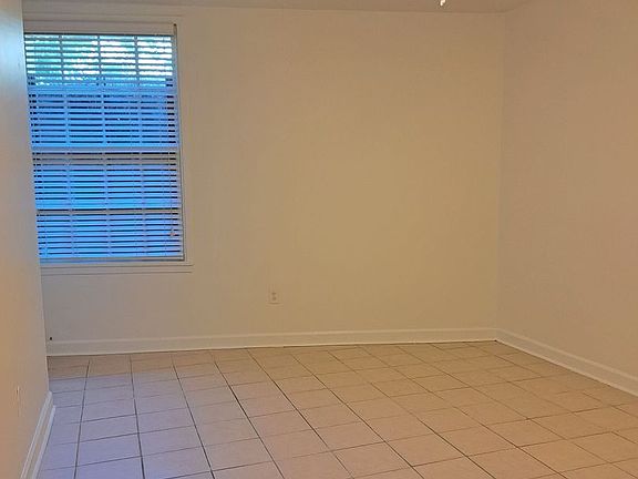 4th image of 1400 Governor Nicholls St #3