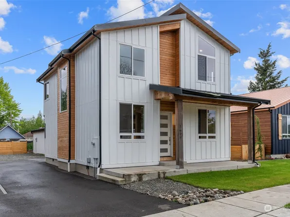 1466 Mchugh Avenue, Enumclaw, WA 98022