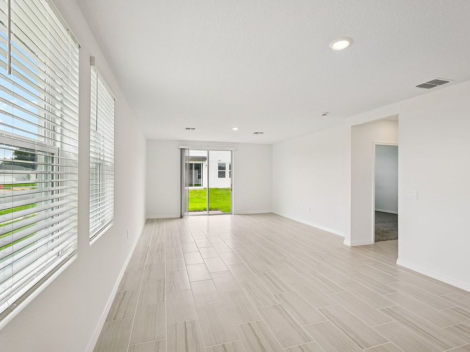 7-custom-Orlando-Hamilton Bluff- 911 Donahue Pass Lake Hamilton Florida 33851-007.jpg