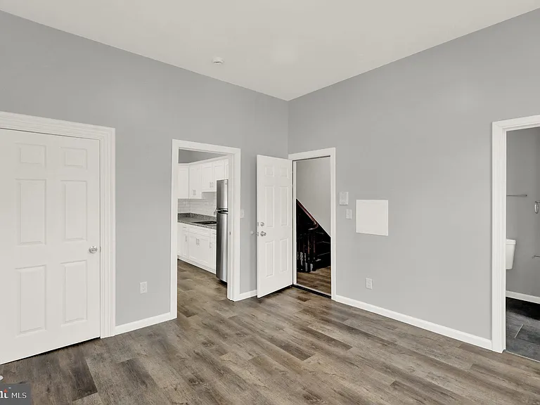 1156 Franklin St #4 — Photo 6