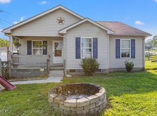 10 McClanahan Ct, Irvine, KY 40336