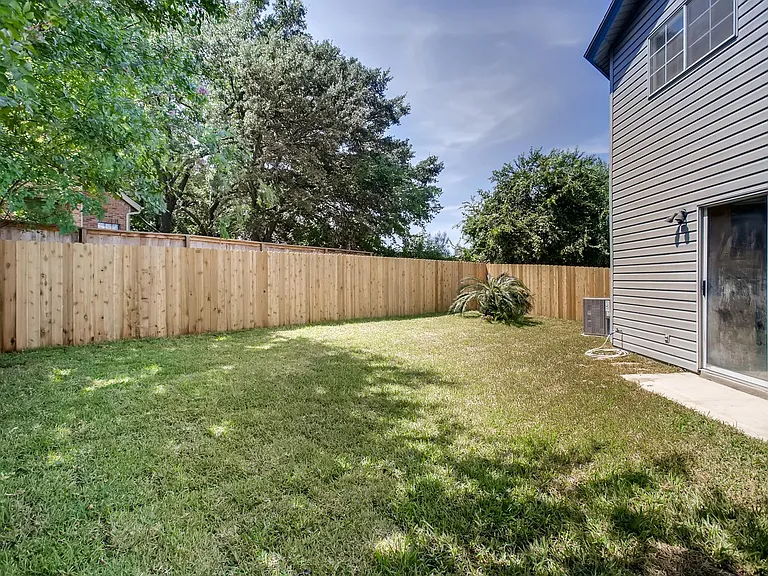 11 Braches Park — Photo 26