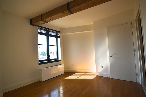 Rented by Bold New York | media 123