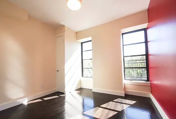 Rented by Greenrock Management | media 14