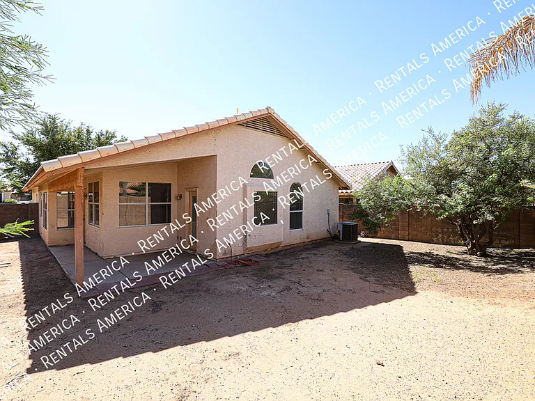 3930 E Harvard Ave — Photo 30