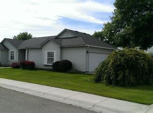 645 W 7th St N, Middleton, ID 83644