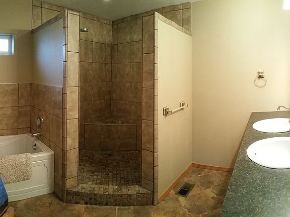 5th image of 716 Penn Ivy St