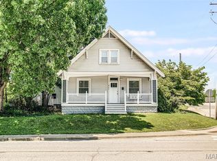 401 Plum St, Edwardsville, IL 62025