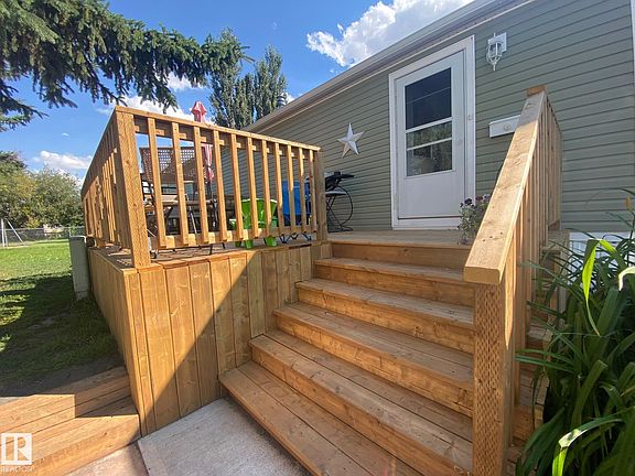3rd image of 4202 45th St #70