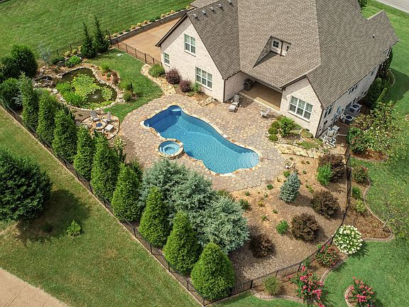 2nd image of 2009 Ober Brienz Ln