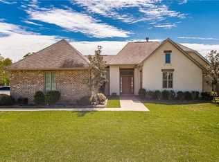 21410 Lake Pontchartrain Dr, Ponchatoula, LA 70454