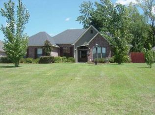 318 Blue Fox Cir, Haughton, LA 71037
