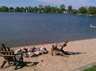 881 Rushmore St, Jenison, MI 49428