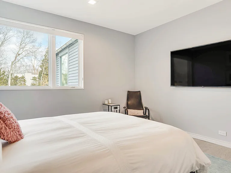 11 Walker Ave — Photo 36