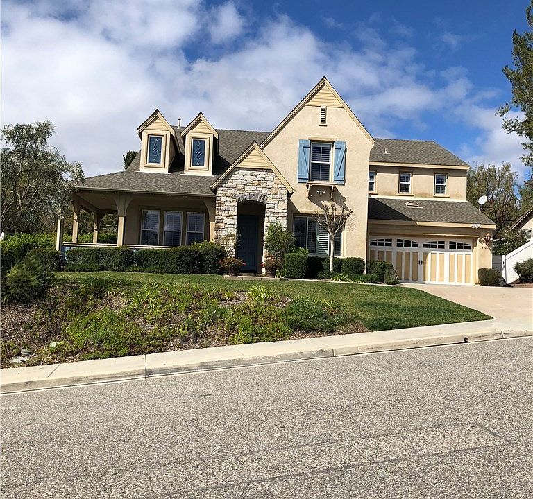 1st image of 43061 Calle Ventura