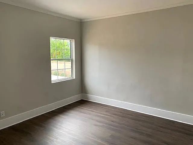 9122 Ralph St — Photo 11