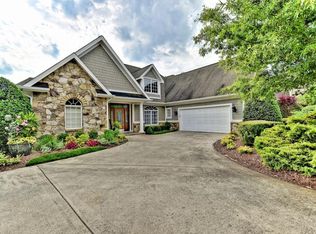 42 Fairway Vw, Jonesborough, TN 37659