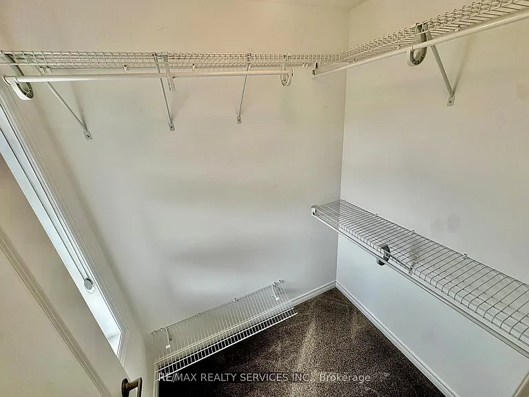 461 Blackburn Dr #22 — Photo 24
