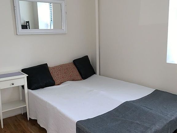 3rd image of 247 W 63rd St APT 6A