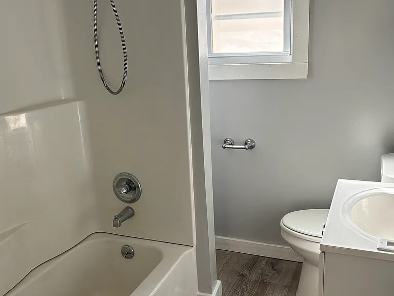 2607 Elm St — Photo 1