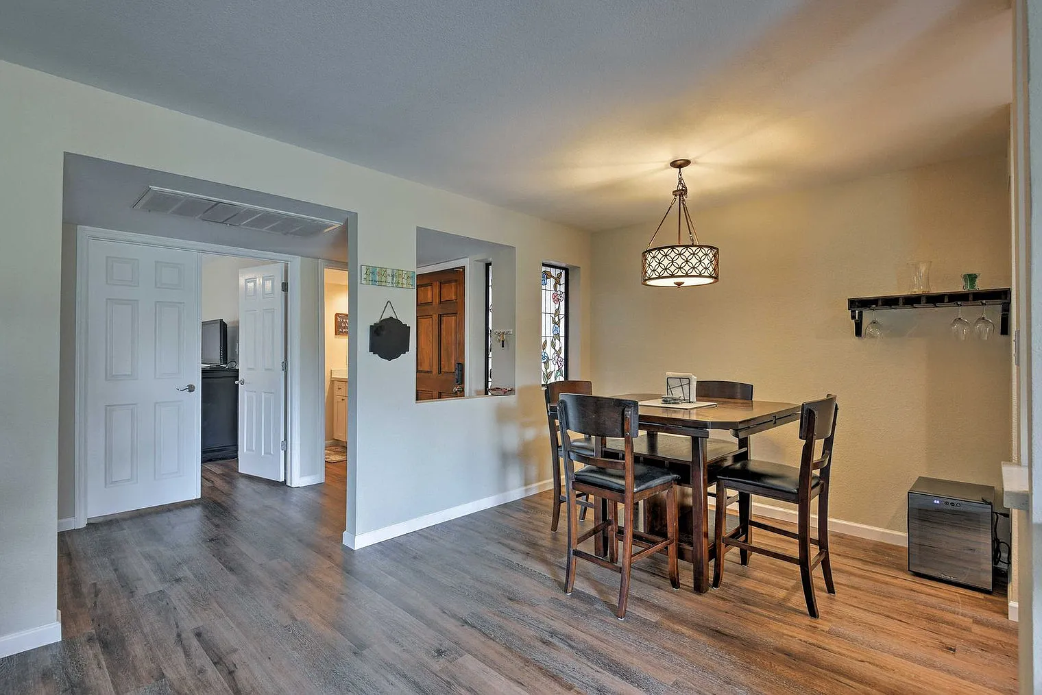 2 bed, 2.0 bath, 1270 sqft, $1,945 — Photo 4