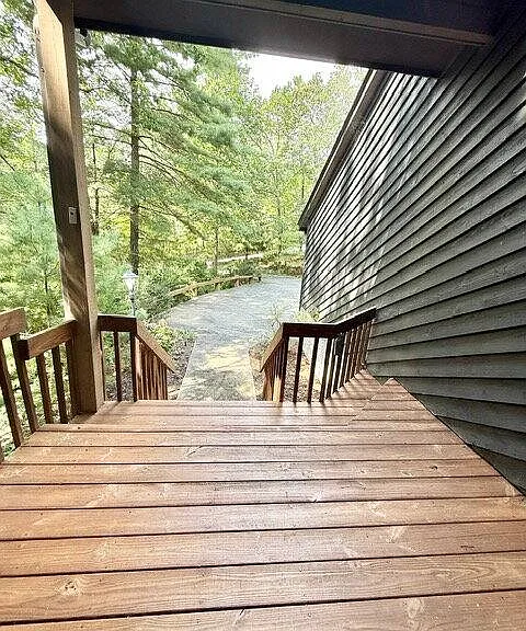 67 Cliffview Dr — Photo 3