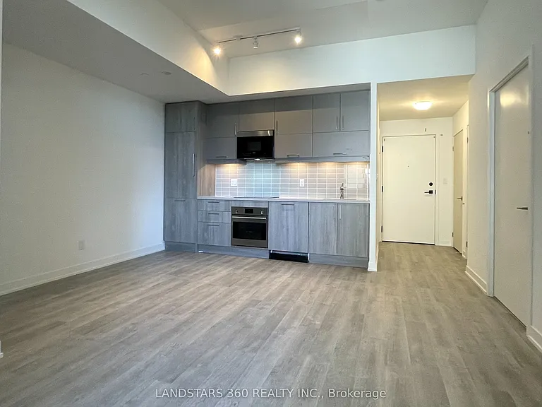 292 Verdale Cross #1017 — Photo 4