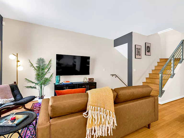 2608 Lincoln Ave — Photo 7