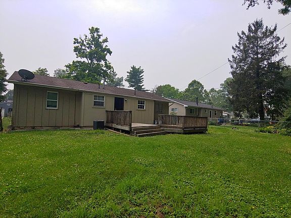 2nd image of 4776 Robinhood Park