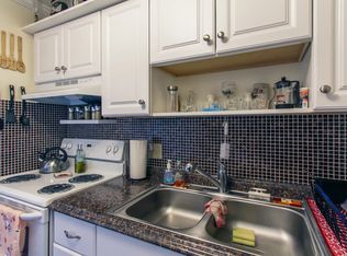 Surrey Park, Hudson, OH 44236