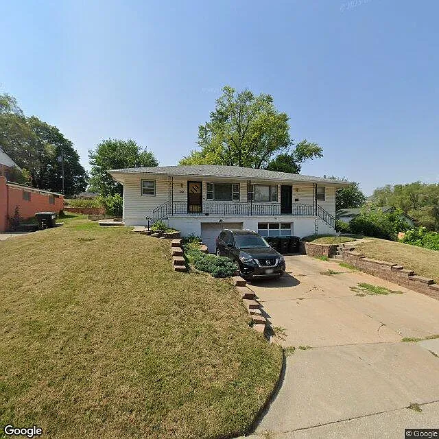 6547 Franklin St #B