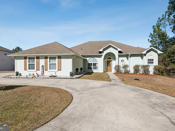 207 Yellowood Dr, Kingsland, GA 31548