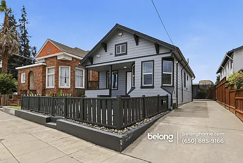 1395 Vine St Photo 1