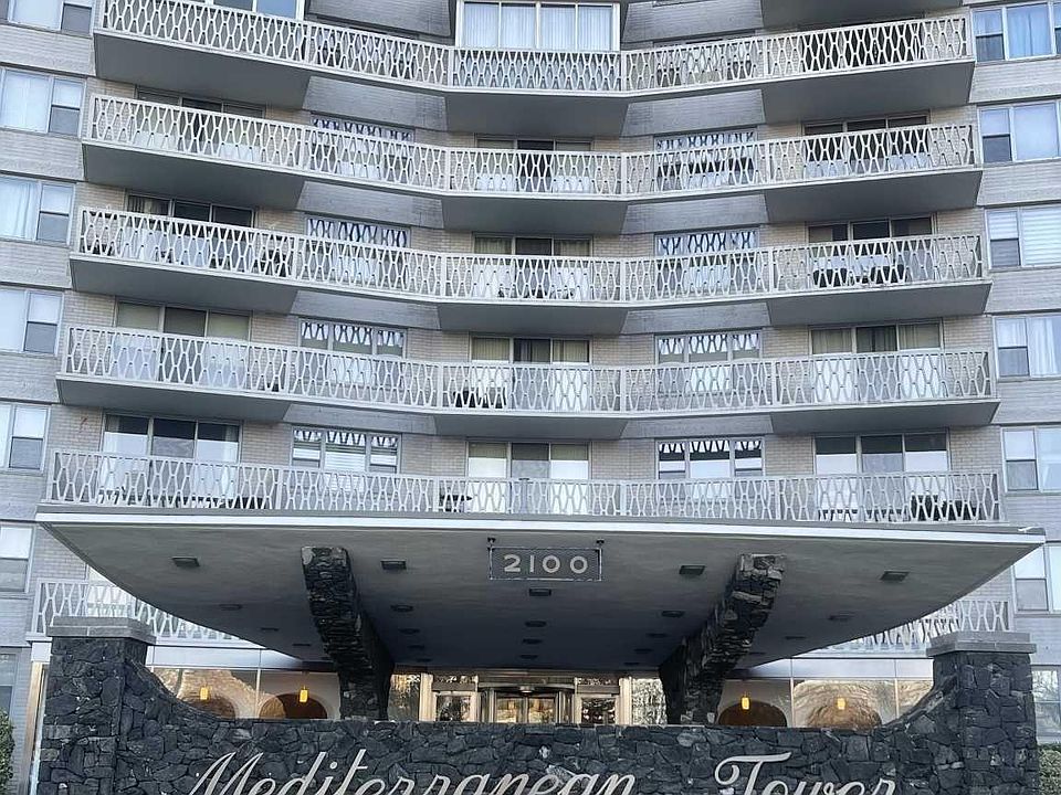1st image of 2100 Linwood Ave #8