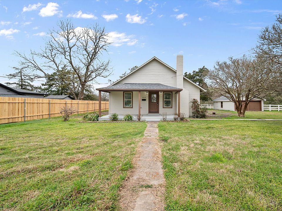 1st image of 200 Roberts Rd