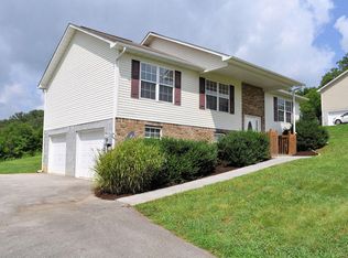 1640 Silverado Ct, Sevierville, TN 37876