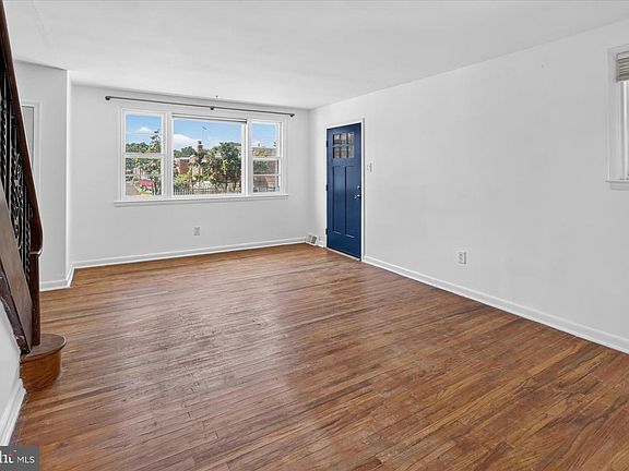 5th image of 205 Napfle Ave