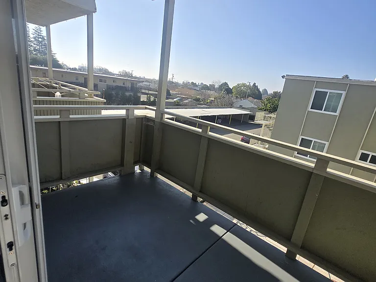 1399 Pacific Ave — Photo 25