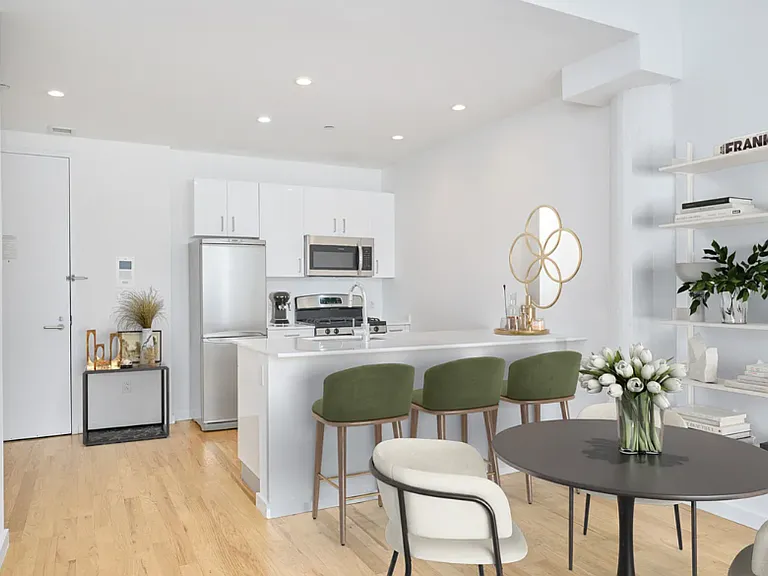 55 Hope St #403 — Photo 2
