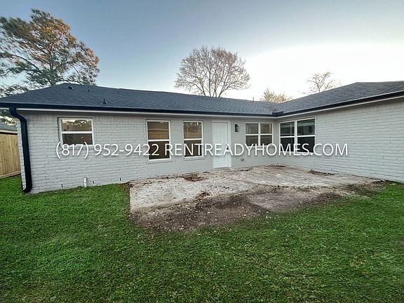 5th image of 16034 Blackhawk Blvd