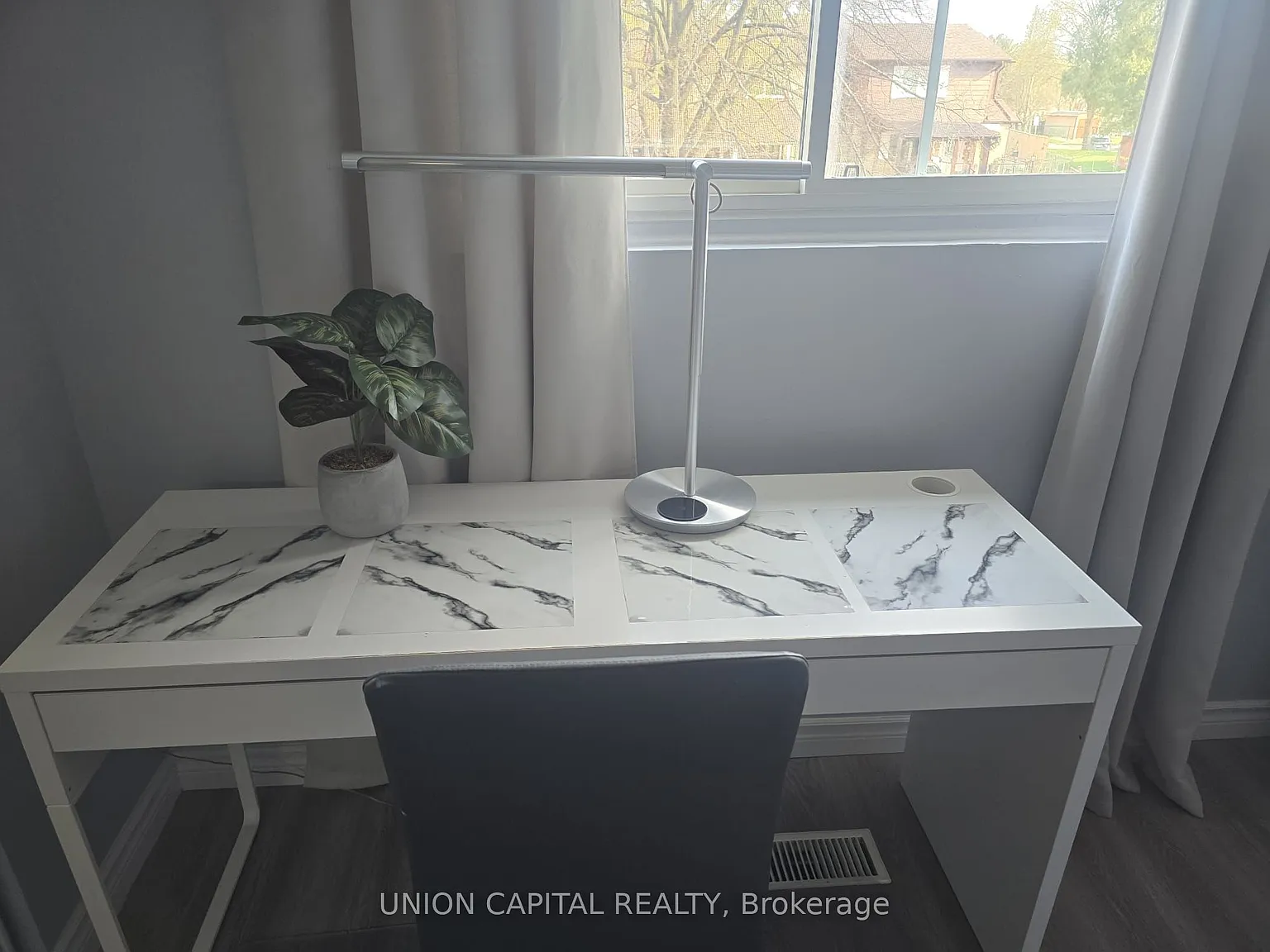1 bed, $800 — Photo 2