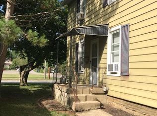 213 1/2 E College Ave, Westerville, OH 43081