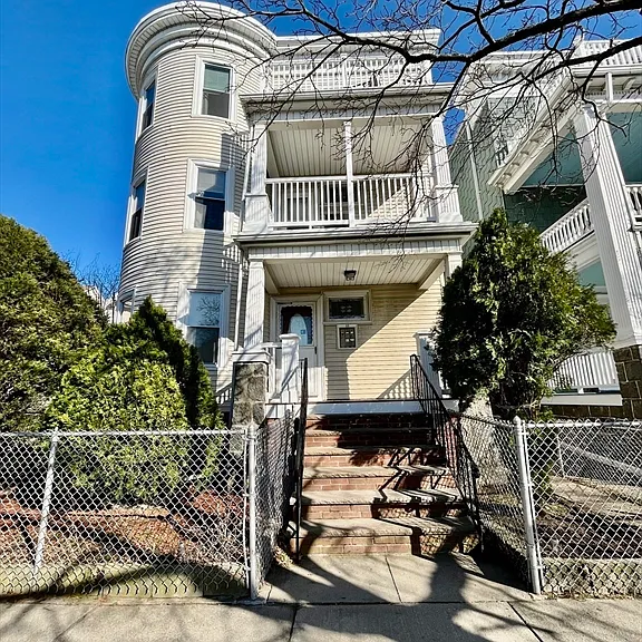 22 Pleasant St #1 — Photo 21