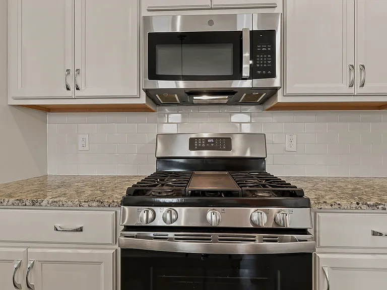 6260 Taylor Rd — Photo 14