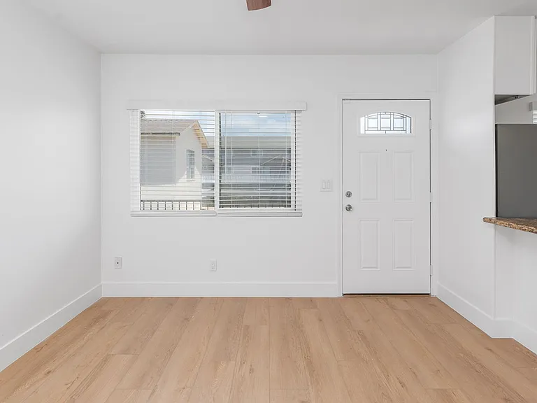 1413 Hemlock Ave — Photo 13