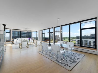 1120 S 2nd St APT 1202, Minneapolis, MN, 55415